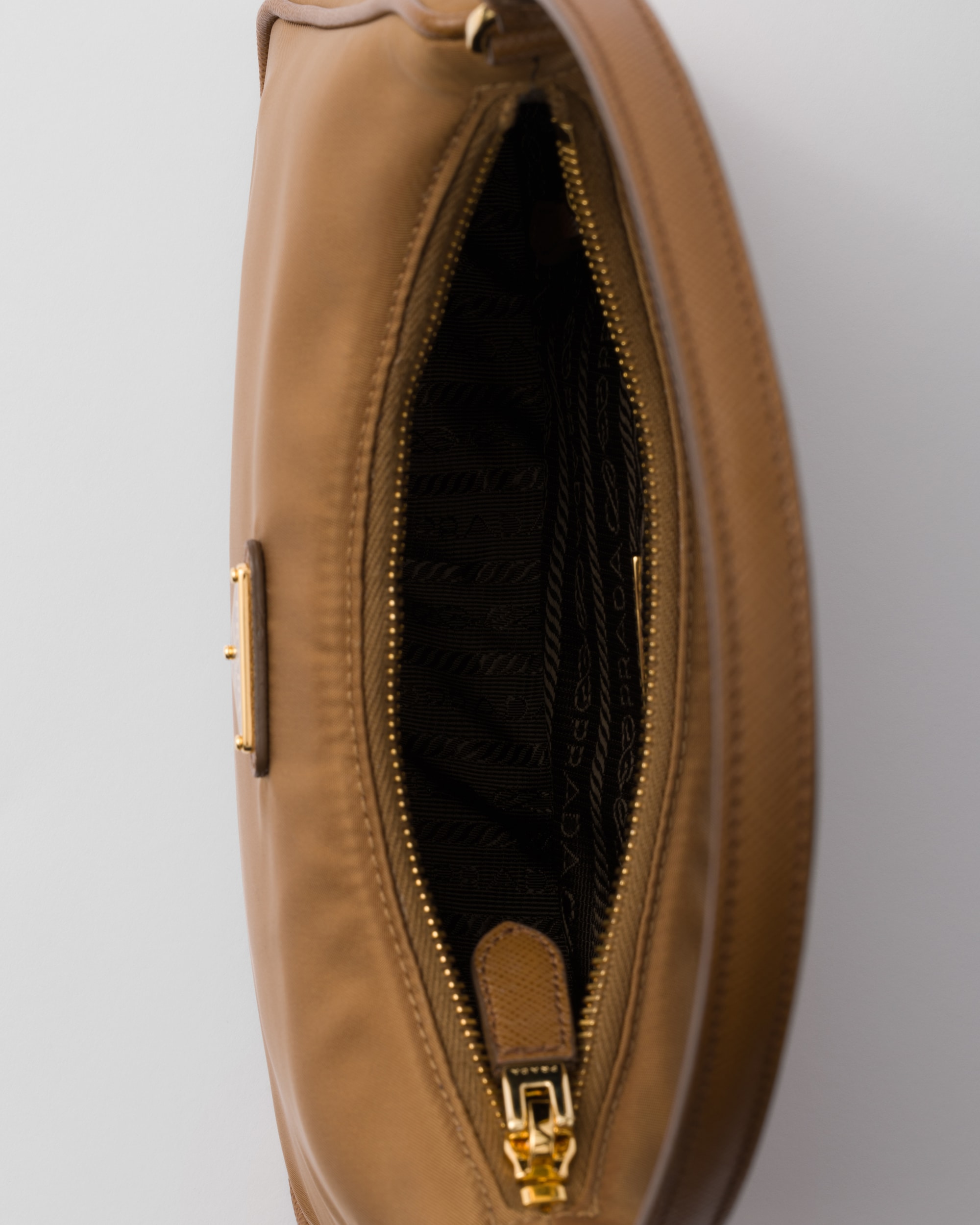 Prada Re-Edition 2005 Re-Nylon and Saffiano mini bag - Image 4